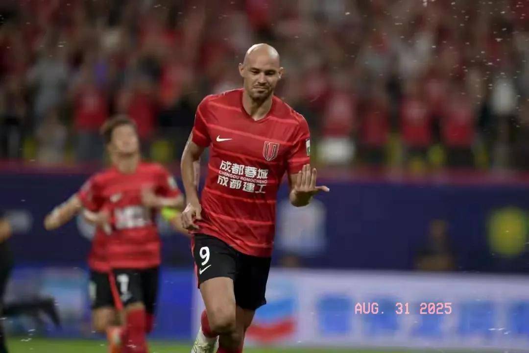 其实是她的 其实是她的