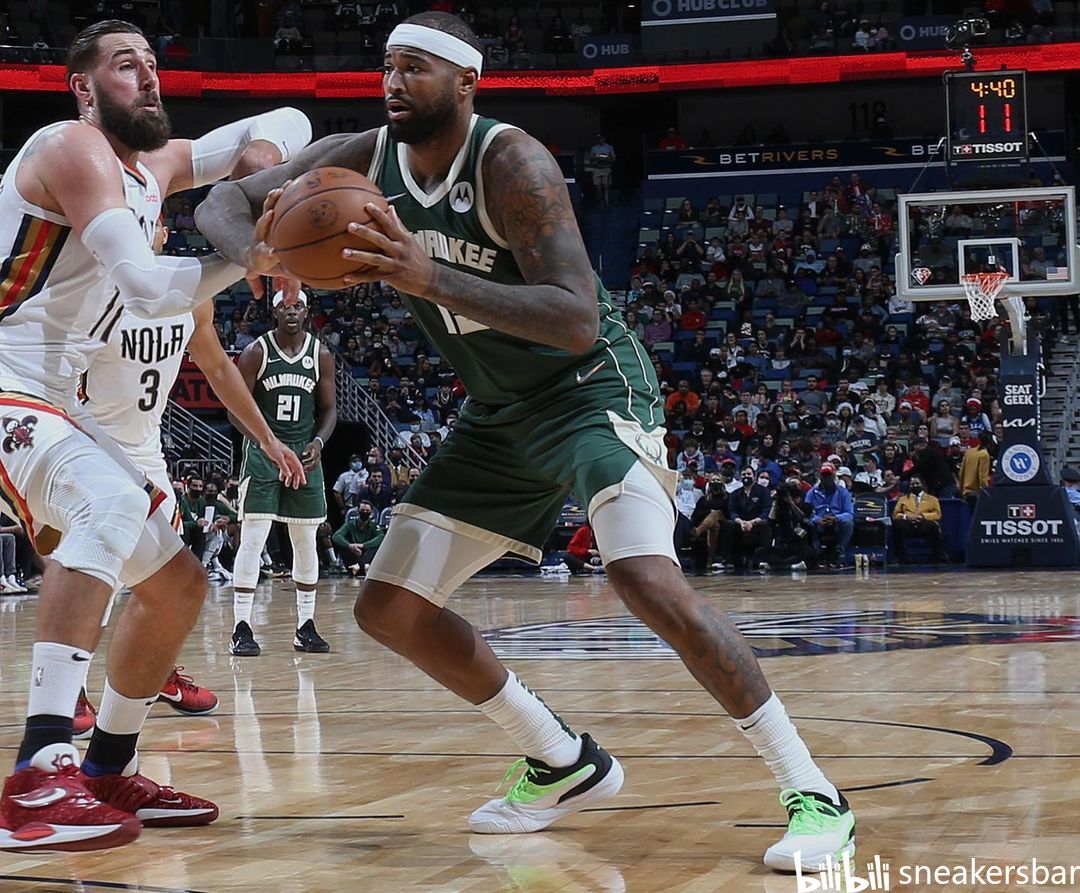 励更多的年 励更多的年